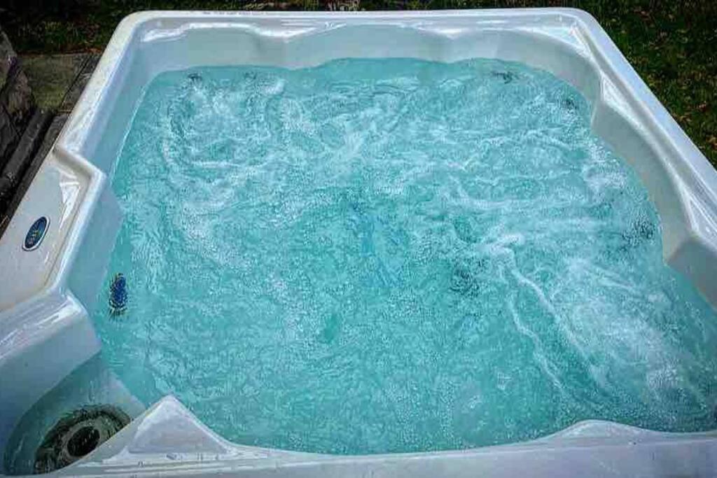 ロチェスター {Hot Tub In Ranch} Mins To Airport/Uofr/Strng/Dwtnヴィラ エクステリア 写真